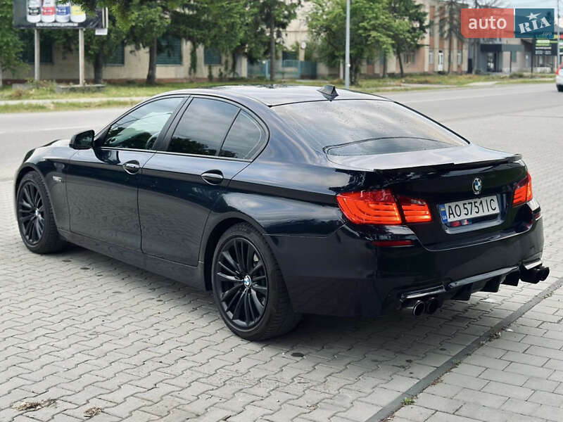 Седан BMW 5 Series 2010 в 