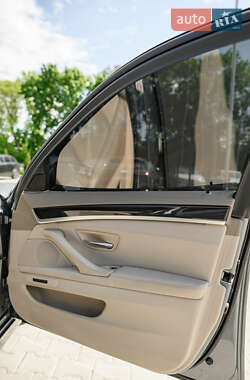 Седан BMW 5 Series 2013 в 