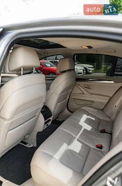 Седан BMW 5 Series 2013 в 