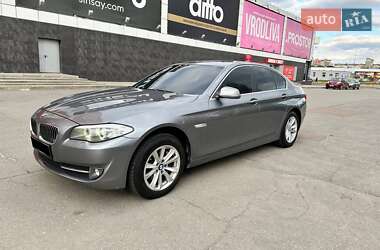 Седан BMW 5 Series 2011 в 