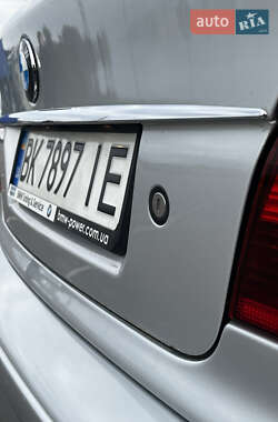 Седан BMW 5 Series 2000 в 