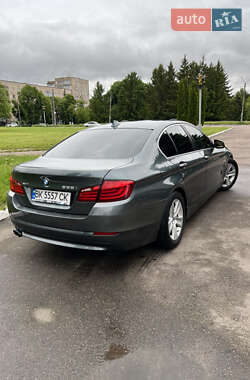 Седан BMW 5 Series 2012 в 