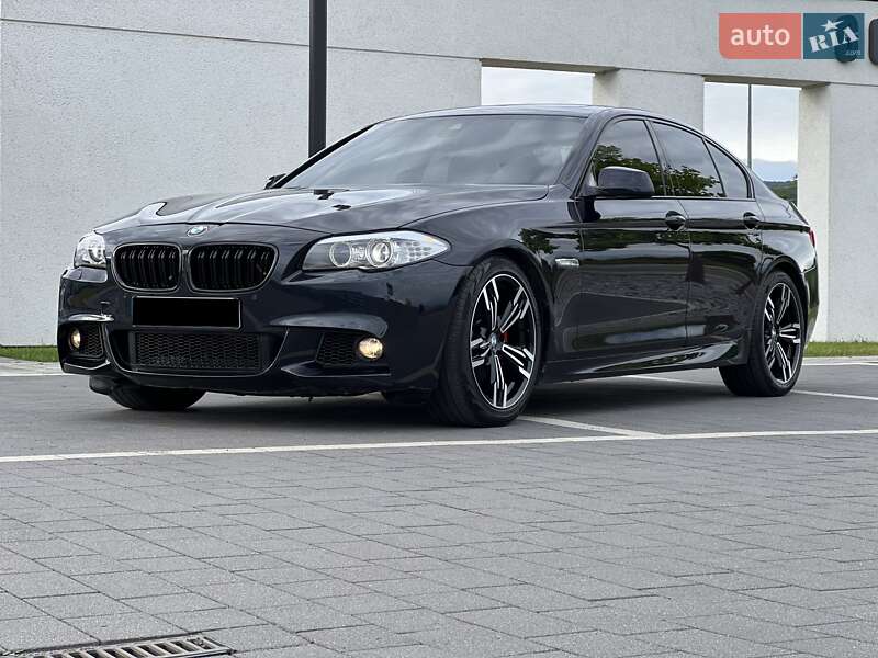 Седан BMW 5 Series 2012 в 