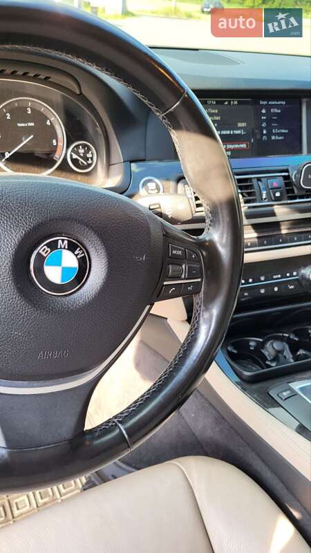 Седан BMW 5 Series 2010 в Харькове
