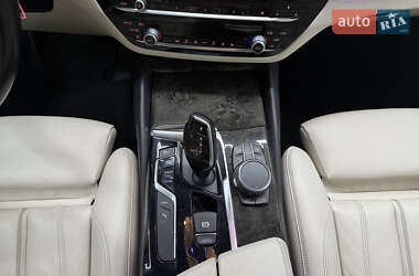 Седан BMW 5 Series 2018 в 