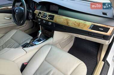 Седан BMW 5 Series 2009 в 