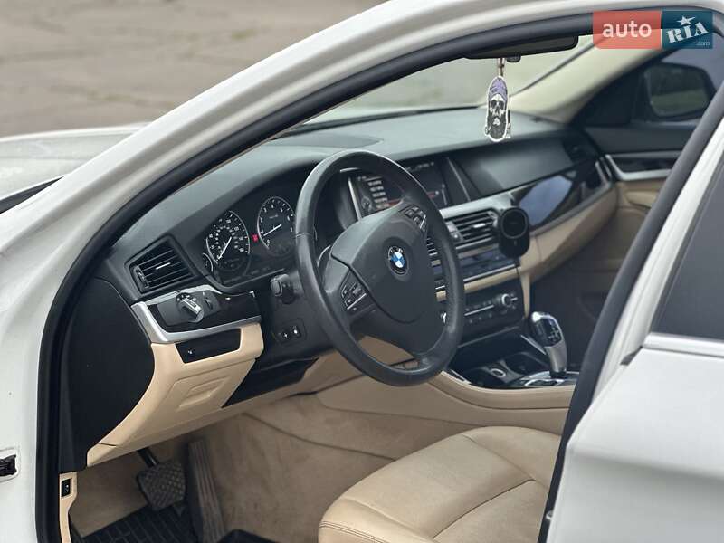 Седан BMW 5 Series 2014 в Кривому Розі