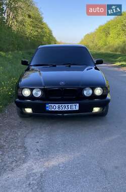 Седан BMW 5 Series 1995 в Тернополі