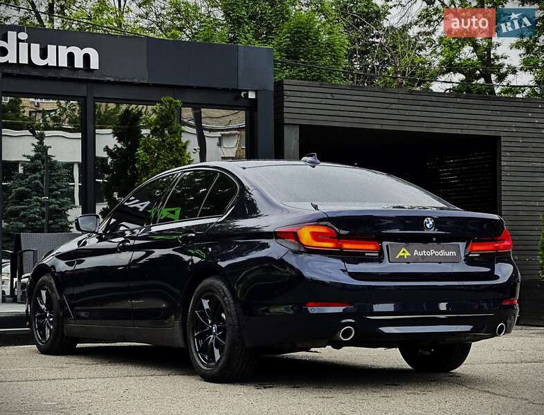 Седан BMW 5 Series 2016 в Києві