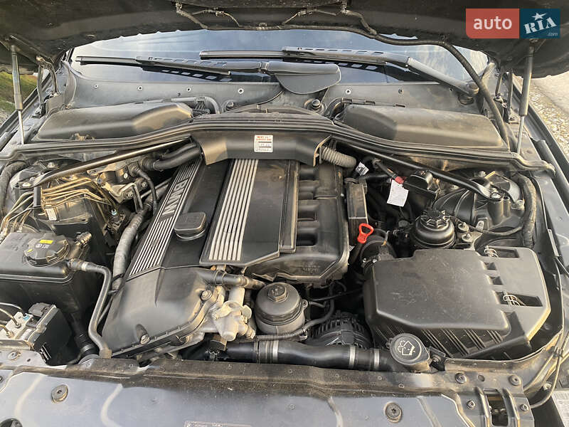 Седан BMW 5 Series 2004 в Ивано-Франковске