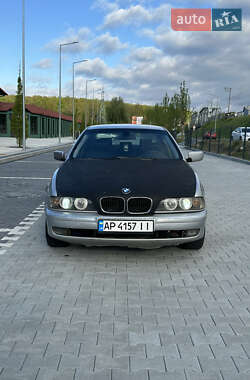Седан BMW 5 Series 2001 в Ирпене