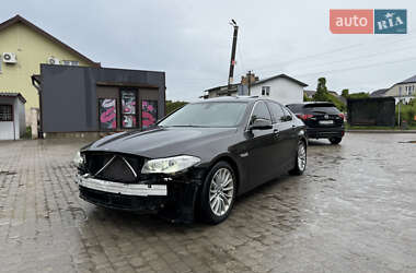 Седан BMW 5 Series 2013 в Львові