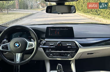 Седан BMW 5 Series 2019 в 