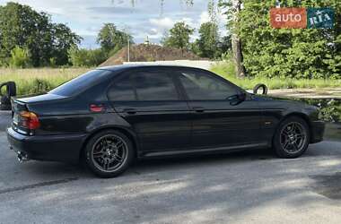 Седан BMW 5 Series 2002 в 