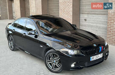 Седан BMW 5 Series 2012 в 