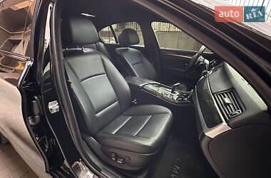 Седан BMW 5 Series 2012 в 
