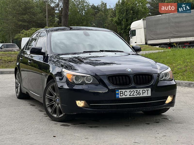 Седан BMW 5 Series 2007 в Новояворовске