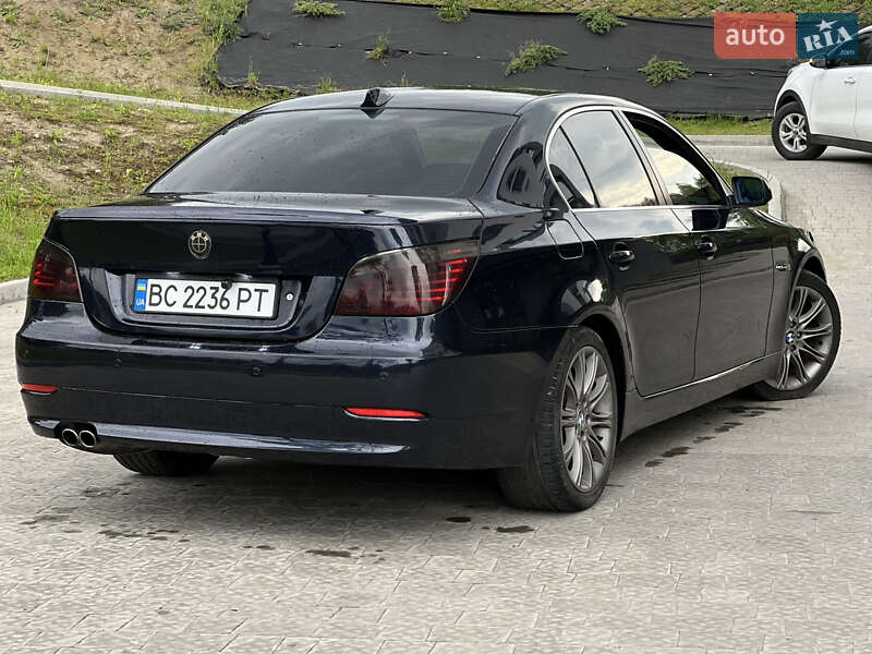 Седан BMW 5 Series 2007 в Новояворовске