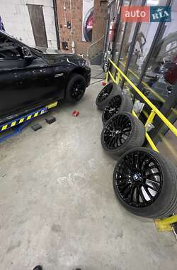 Седан BMW 5 Series 2014 в 