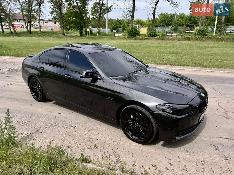 Седан BMW 5 Series 2014 в Харькове