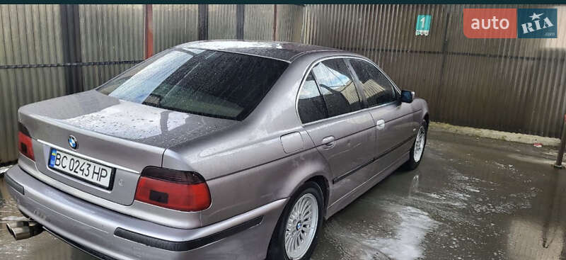 Седан BMW 5 Series 1998 в Горохове