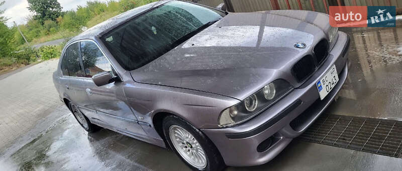 Седан BMW 5 Series 1998 в Горохове
