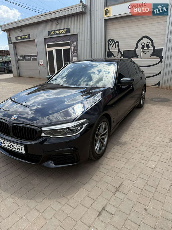 Седан BMW 5 Series 2019 в 