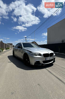 Седан BMW 5 Series 2011 в 