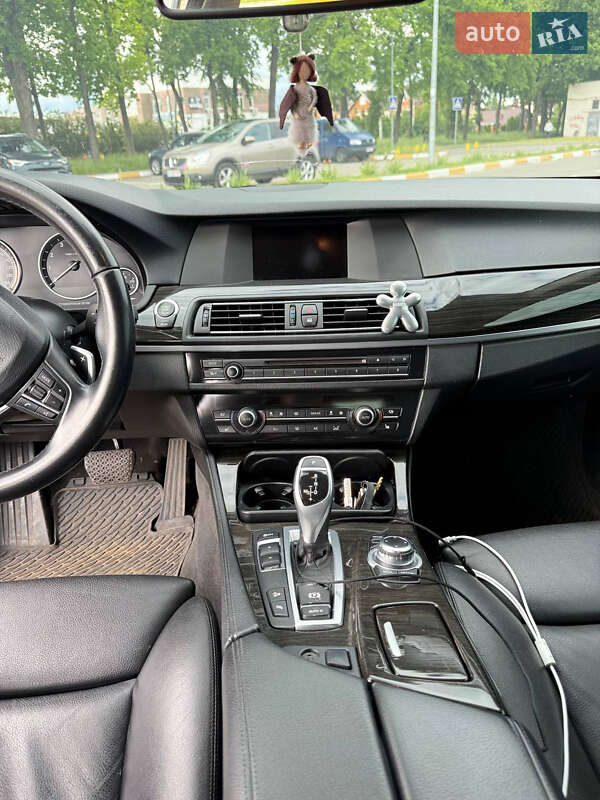 Седан BMW 5 Series 2012 в Києві фото 15 Седан BMW 5 Series 2012 в Києві