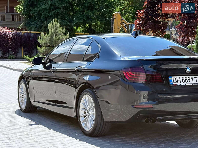 Седан BMW 5 Series 2015 в Одессе