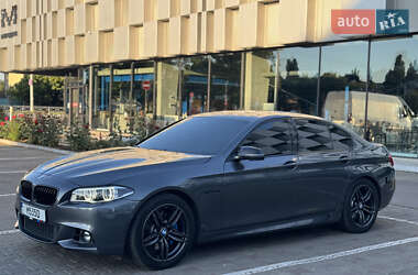Седан BMW 5 Series 2015 в 