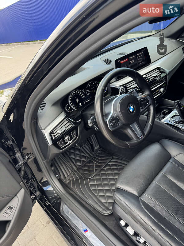 Седан BMW 5 Series 2018 в Калуші