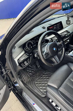 Седан BMW 5 Series 2018 в 