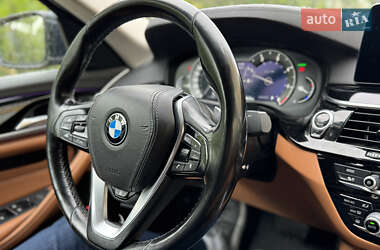 Седан BMW 5 Series 2019 в 
