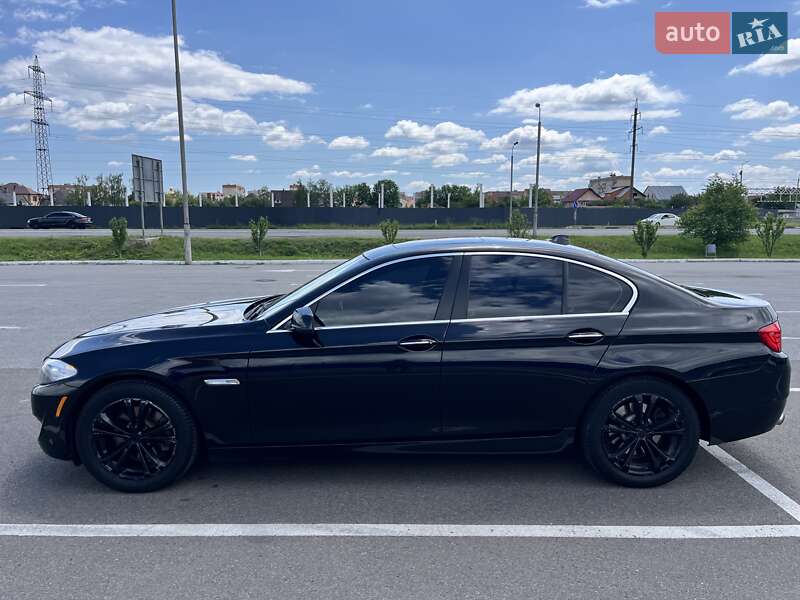 Седан BMW 5 Series 2013 в Мукачево
