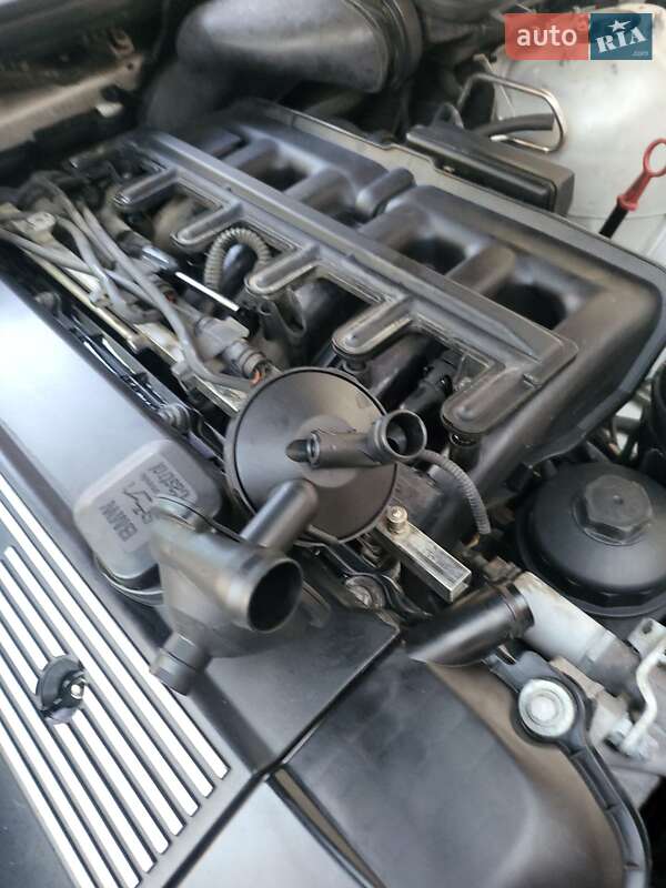 Седан BMW 5 Series 2001 в Буче