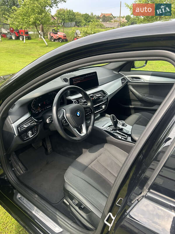 Седан BMW 5 Series 2022 в Пустомитах фото 3 Седан BMW 5 Series 2022 в Пустомитах