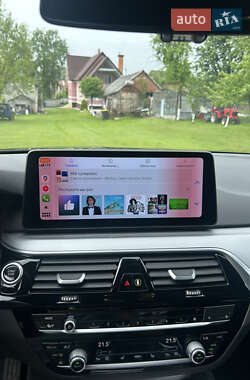 Седан BMW 5 Series 2022 в 