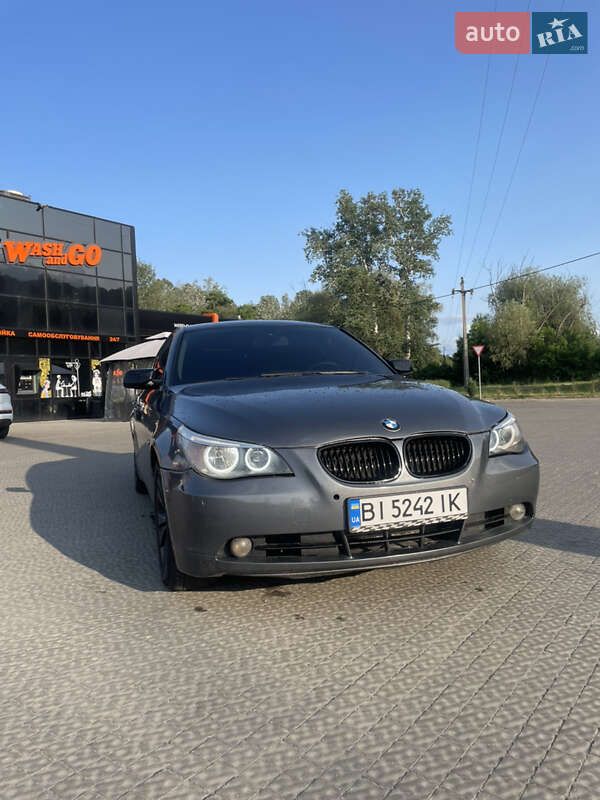 Седан BMW 5 Series 2004 в Полтаві