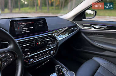 Седан BMW 5 Series 2017 в 
