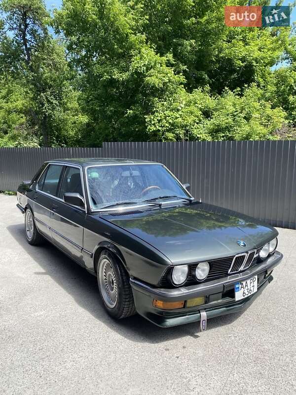 BMW 5 Series 1984