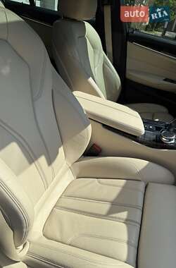 Седан BMW 5 Series 2017 в 