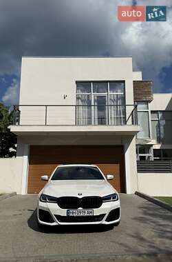 Седан BMW 5 Series 2017 в 