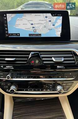 Седан BMW 5 Series 2017 в 