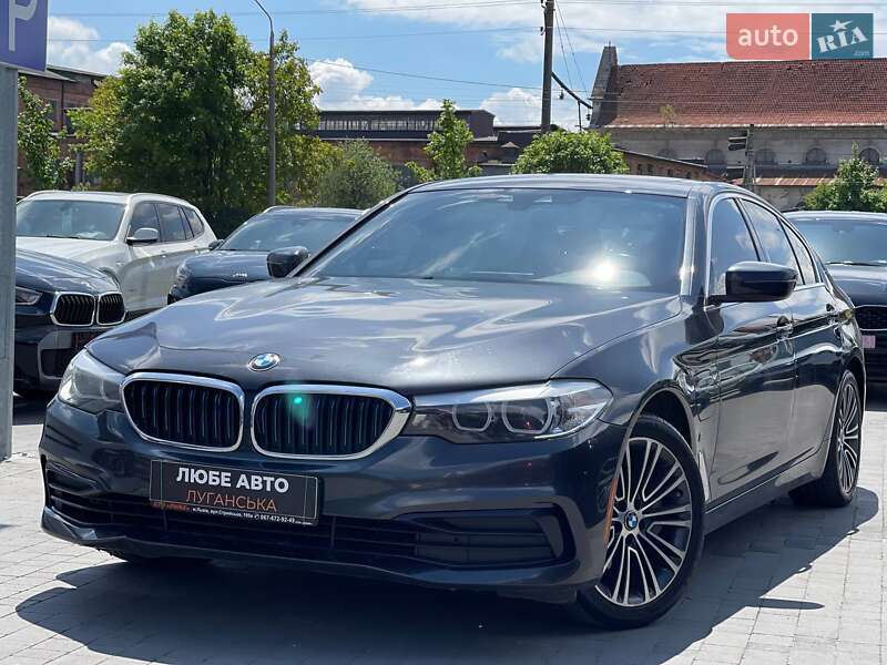 BMW 5 Series 2019