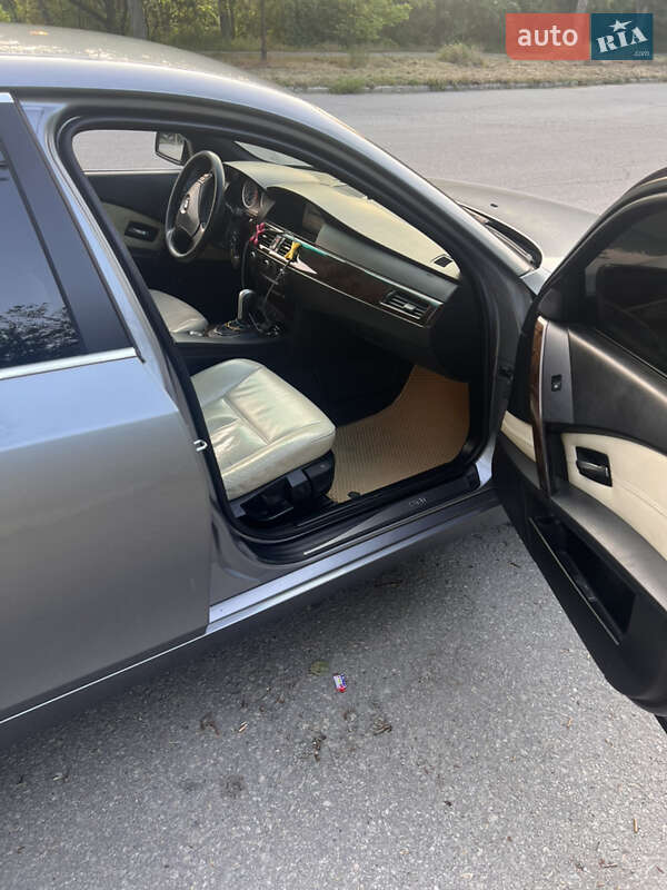 Універсал BMW 5 Series 2005 в Запоріжжі