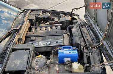 Седан BMW 5 Series 1990 в 