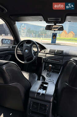Седан BMW 5 Series 2002 в 
