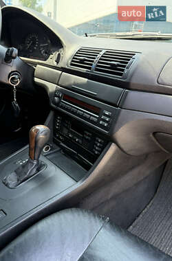 Седан BMW 5 Series 2002 в 