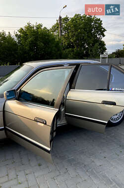 Седан BMW 5 Series 1990 в 